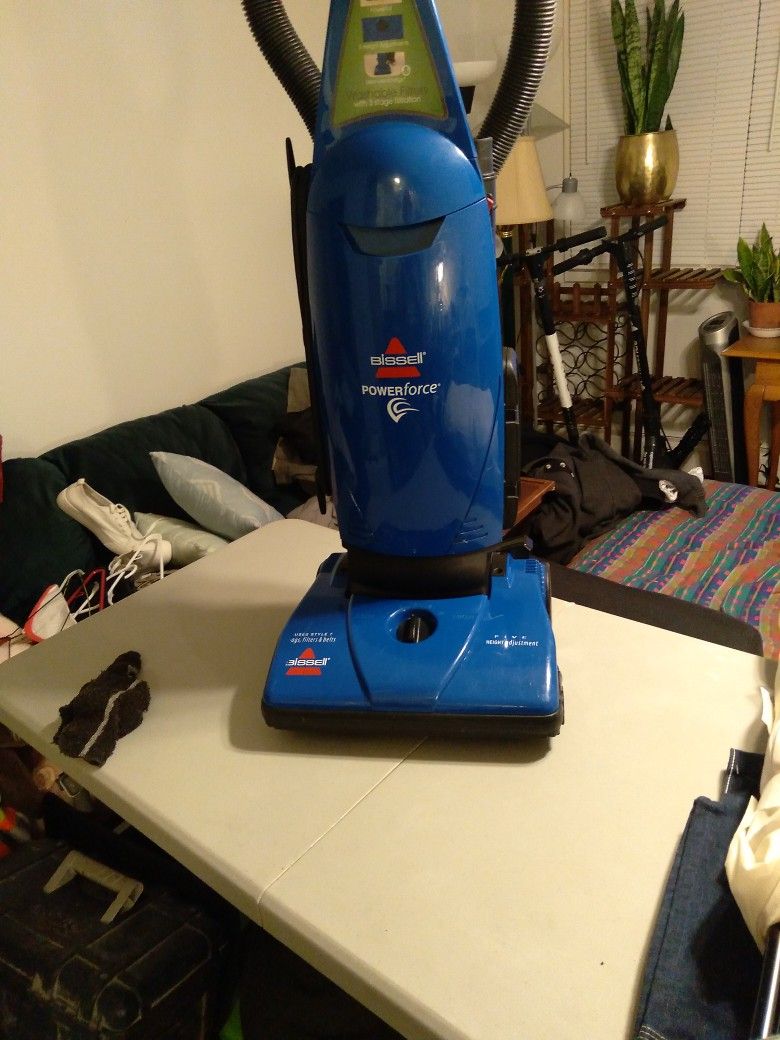 Vacuum Cleaner Dyson