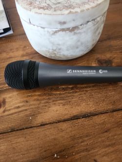 Senheiser e835 3pin microphone