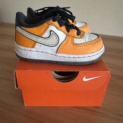 Nike Air Force 1 Low Finding Nemo size: 6c