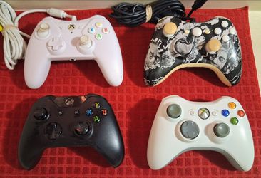 Xbox Controllers Bundle