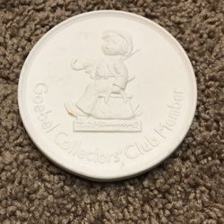 Hummel Ceramic Collectors Club 