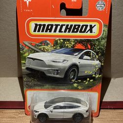 Matchbox / Tesla Model X / White