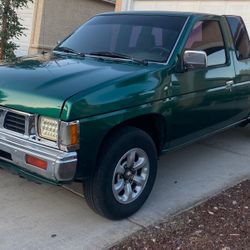 Nissan Pick Up 