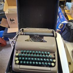 Smith Corona Portable Typewriter 