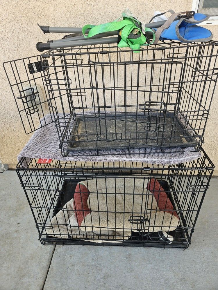 Dog Crates And Sleeping Mat for Sale in Winchester, CA OfferUp