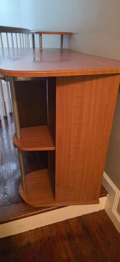 Computer table