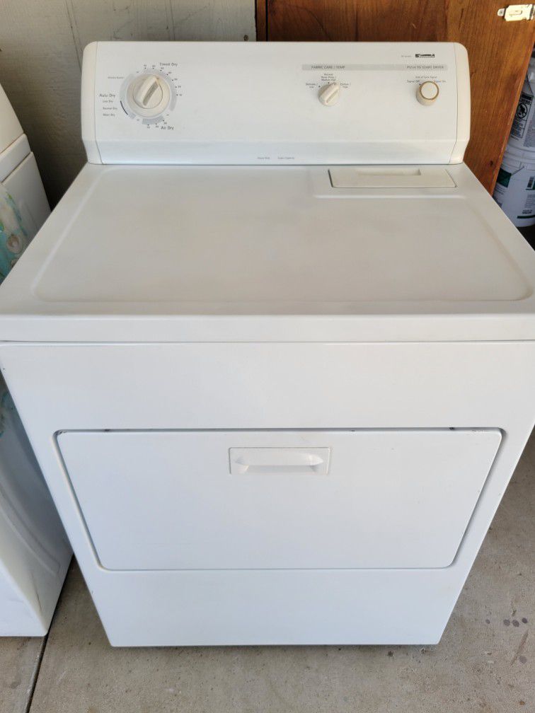 Kenmore Electric Dryer ( Delivery Available )