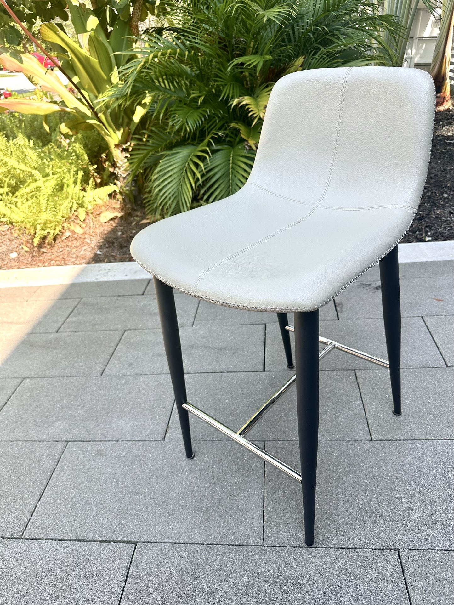 Stool Whiteline Modern Living Franklin - Taupe-only 1 Available