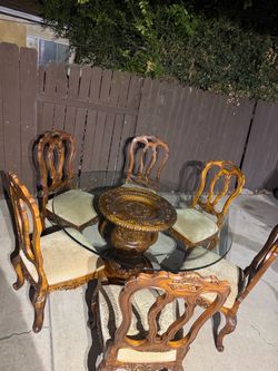 Round Glass Top Dining Table with 6 Chairs