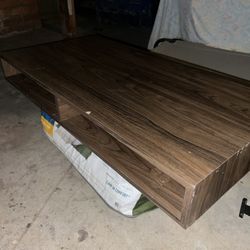 FREE IKEA Desk
