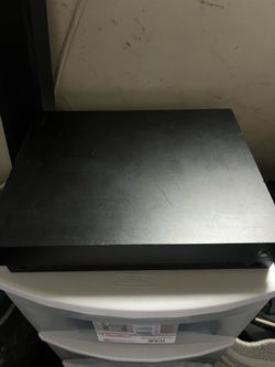 Xbox one x 1tb