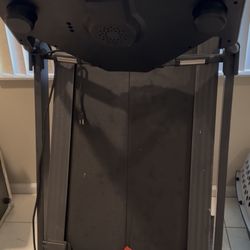 Treadmill – Great Condition – Must Pick Up