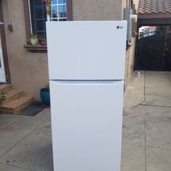 LG Refrigerator 20cu Ft 30x33x66🚨👍3 MONTHS WARRANTY