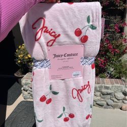 Juicy Couture Throw 