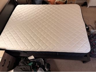 Queen Stearns and Foster Rockwell Extra Firm Mattress with Boxspring