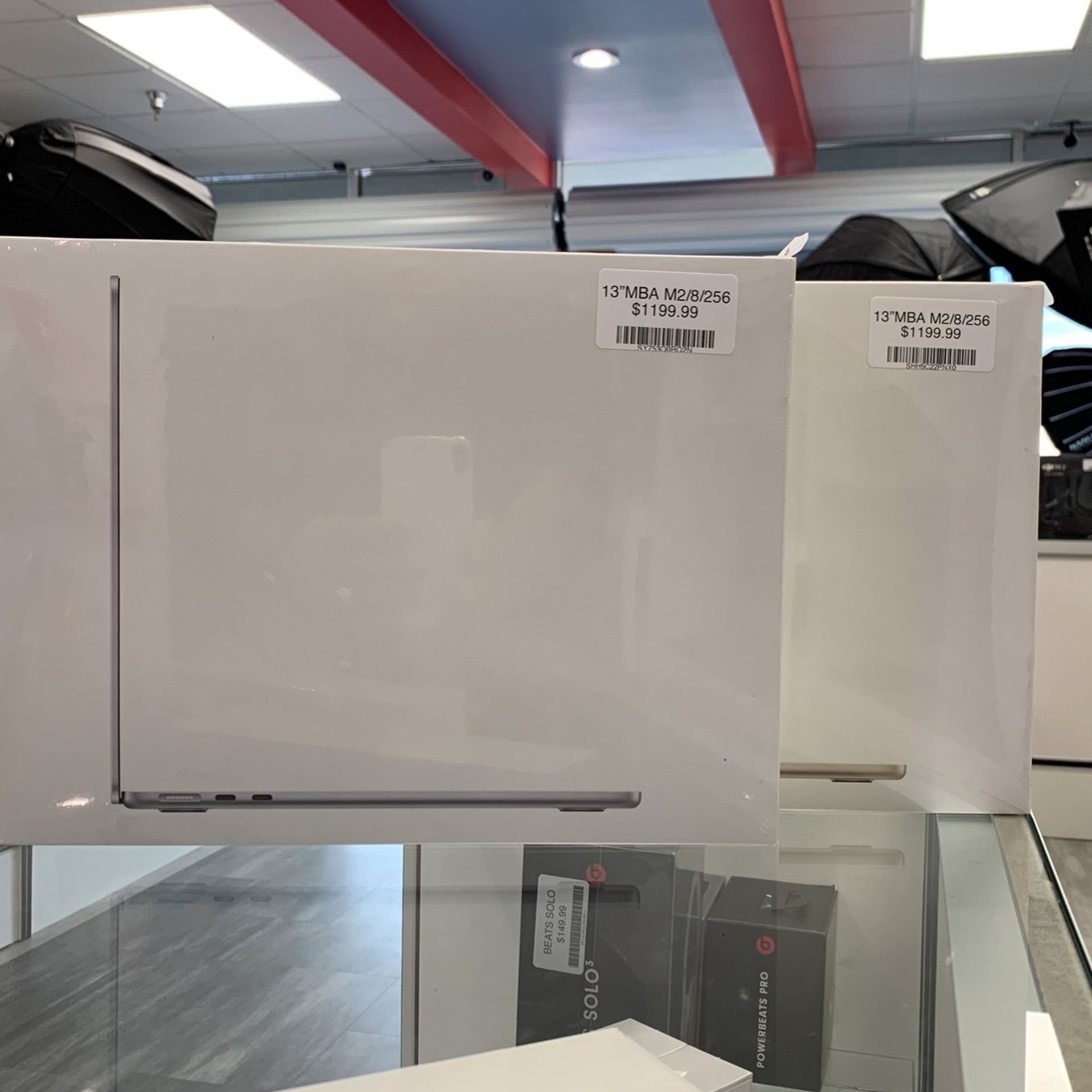 2022 13”MacBook Air M2 256ssd