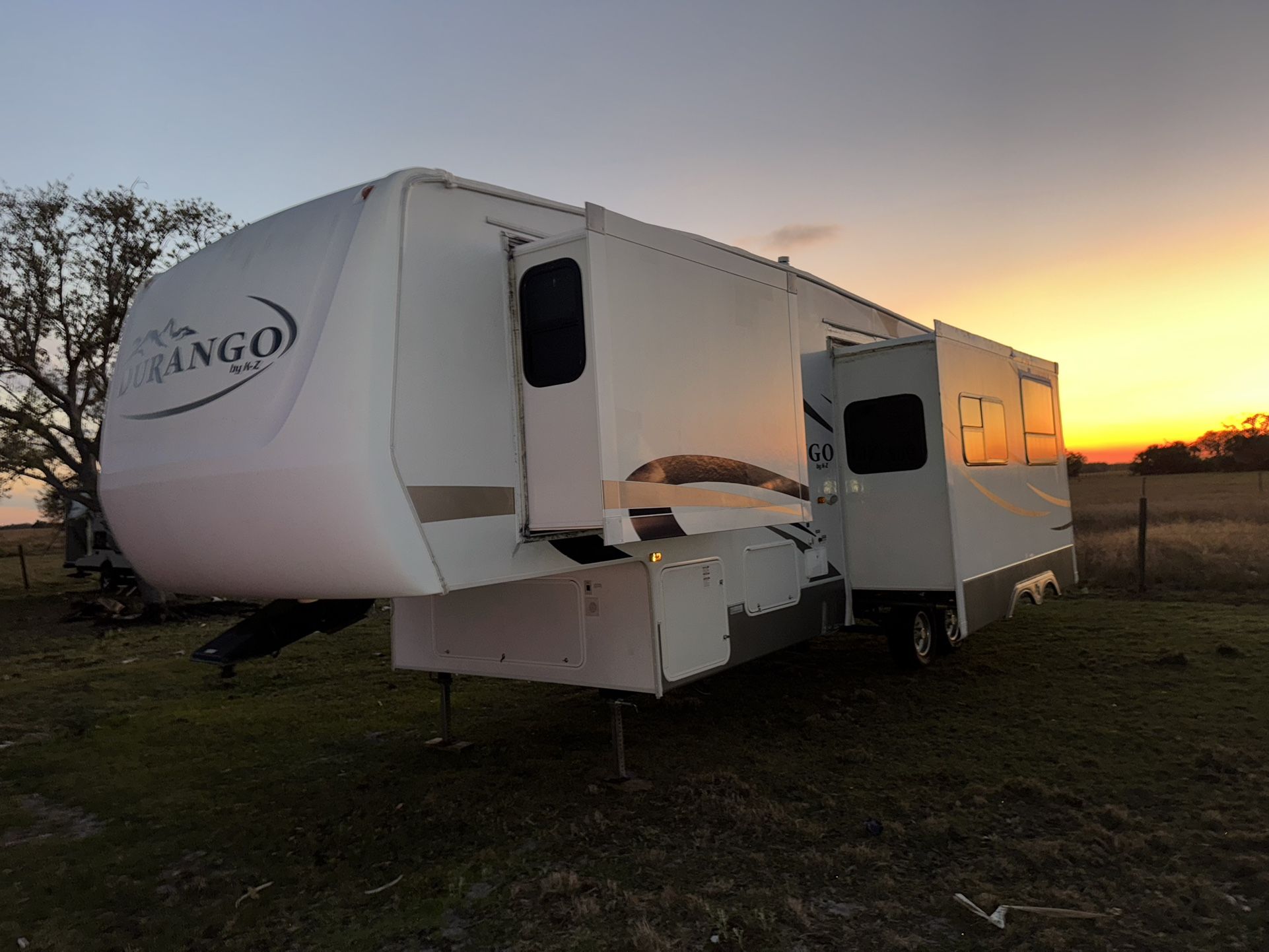 2007 KZ Durango Rv