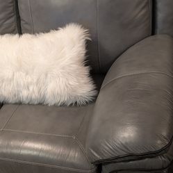 Living Room Furnitures 