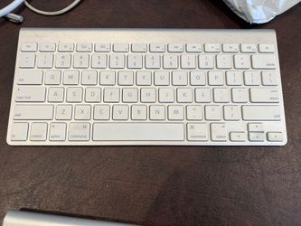 Apple Wireless Bluetooth Keyboard A1314