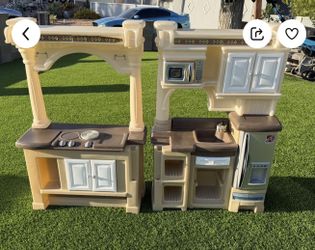 Kids play kitchens.  Toys.  $ 30 for all