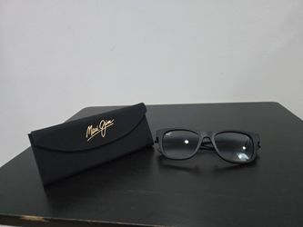 Maui Jim Kaulike Sunglasses - Like New - $40