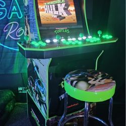 Retro Turtles Arcade1up Cabinet With Over 15,000 Video Games and Matching Stool 