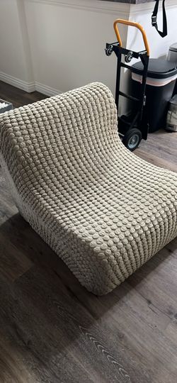 Memory foam single couch