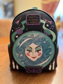 Disney  Hunted Mansion Madame Leota