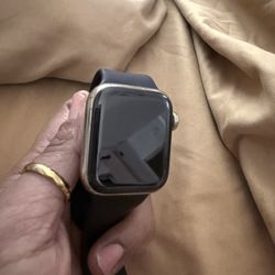 Apple Watch Series 6 40mm GPS & LTE
