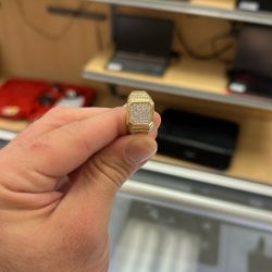 14k Gold Ring With Diamonds $1159.99