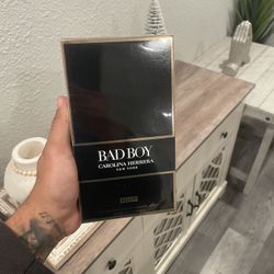 Bad Boy Carolina Herrera New York Elixir 