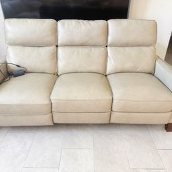 Genuine Leather Power Reclining Sofa – USB Charging – Gently Used