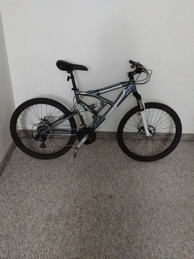 Mongoose best sale xct v2