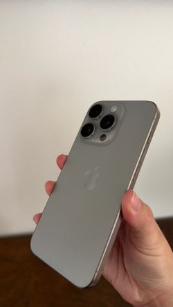 iPhone 15 Pro Paid off/Unlocked
