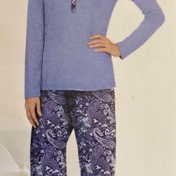 New Assorted Women Pajamas Set Brand Name 