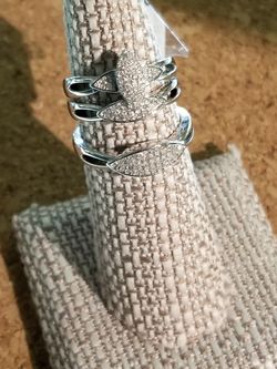 diamond triples ring set....0.925 silver