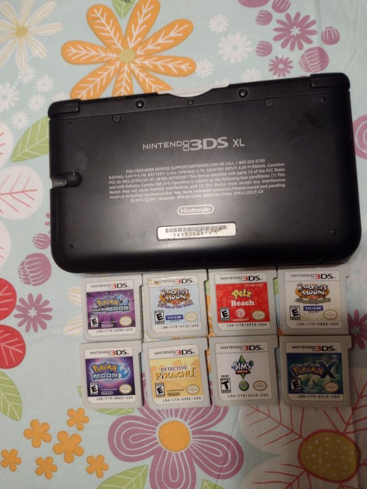 3 DS System and 8 Games For Sale