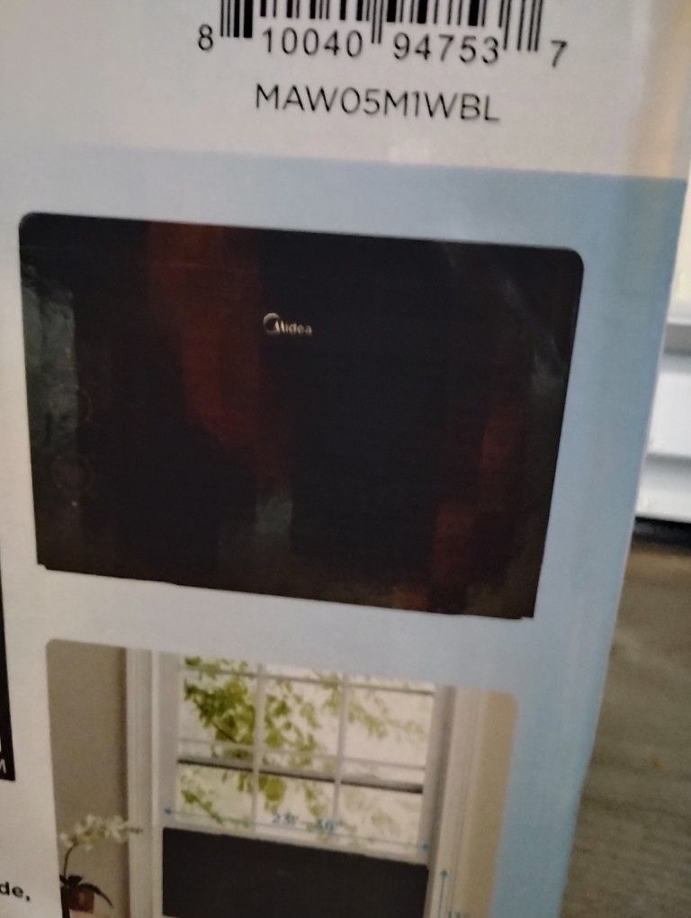 Air Conditioner Like New
