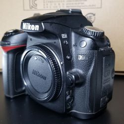 Nikon D90 - DSLR