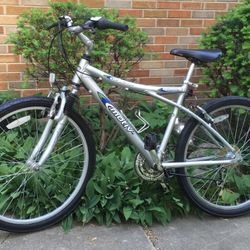 Motiv ca480 online mountain bike