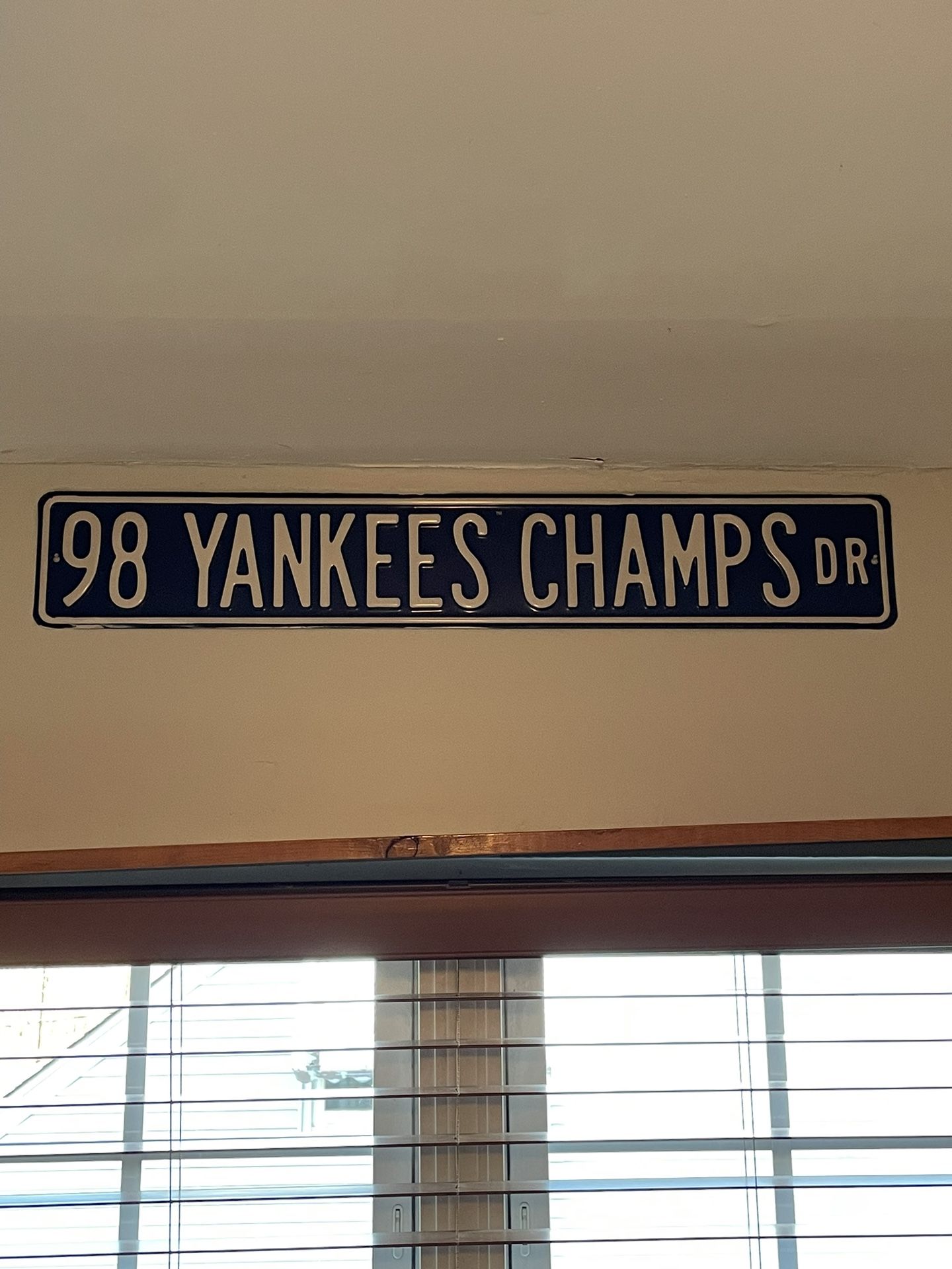 Yankees Sign