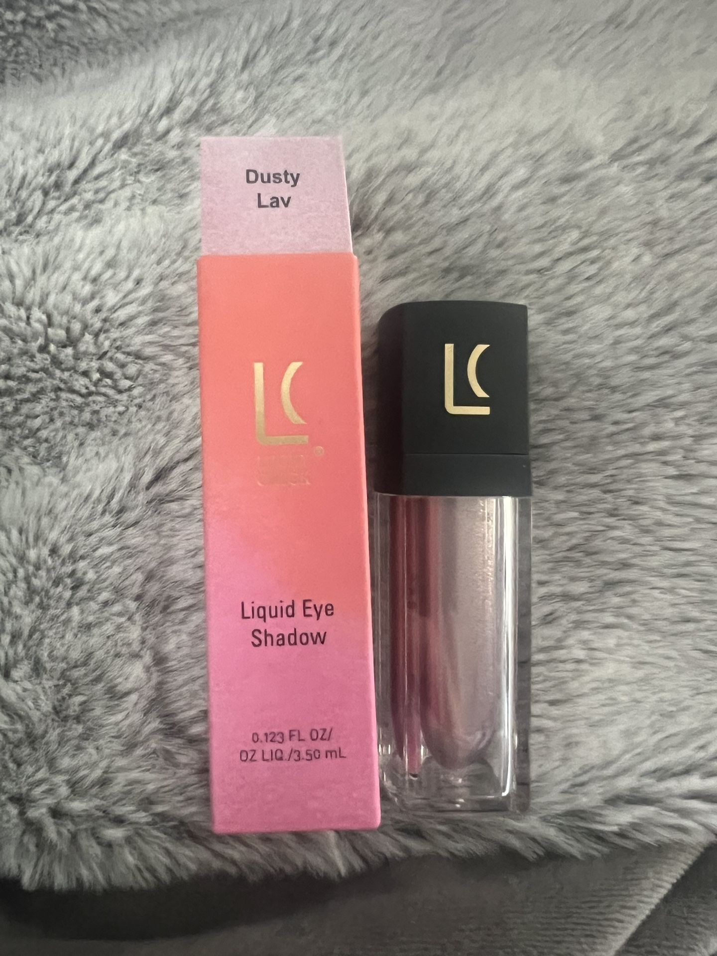 Lucky Chick Liquid Eyeshadow Dusty Lav Brand New