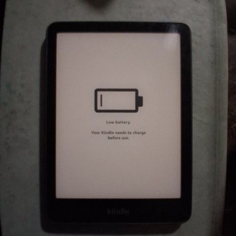 Paperwhite KINDLE TABLET.