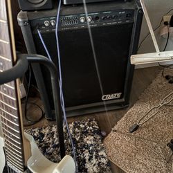 Bass amp Crate