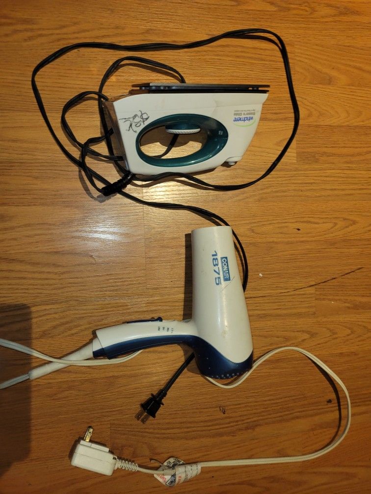 Windmere Iron With Steam