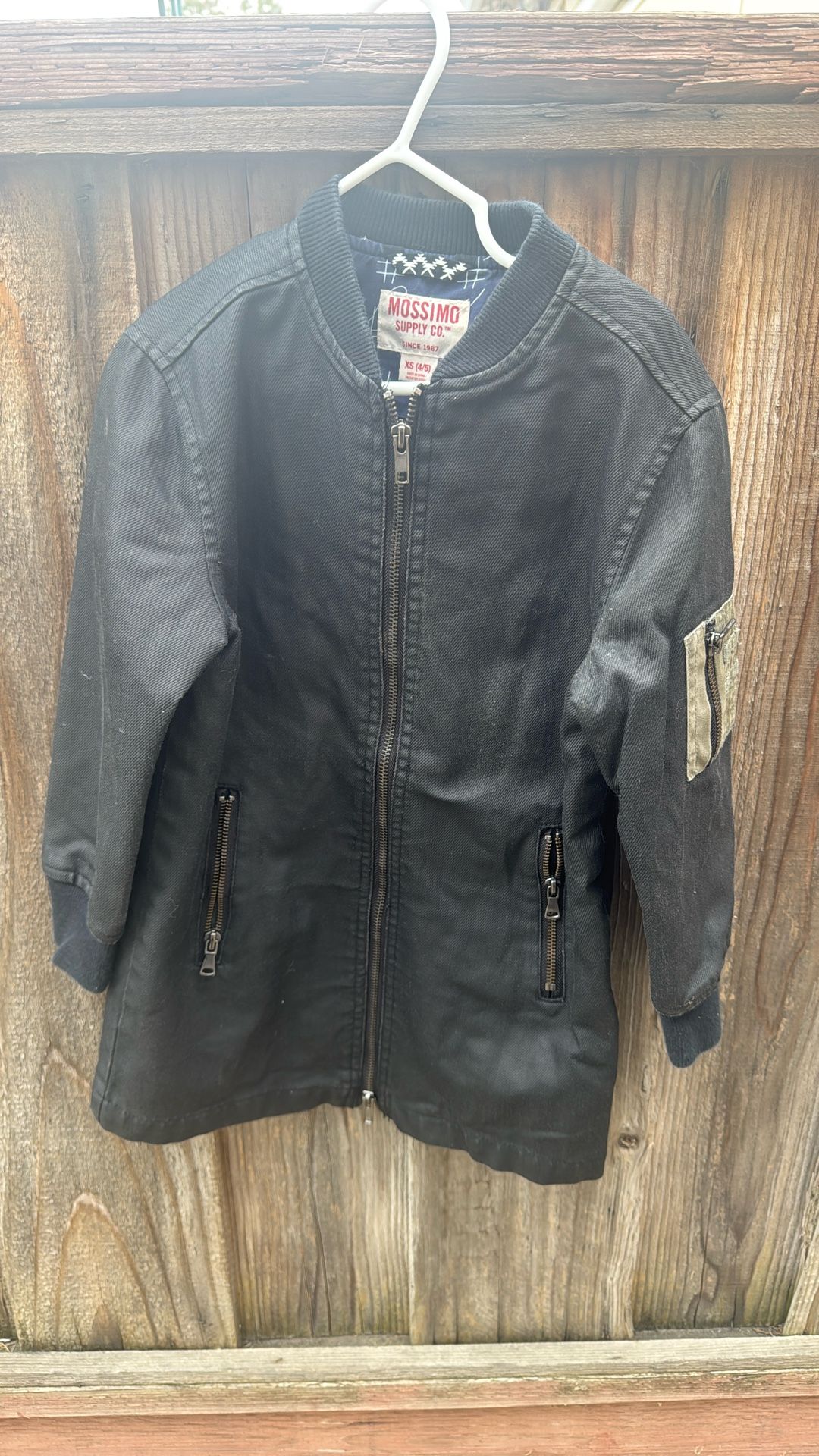 Kids Long Mossimo black coat Sz 4-5y