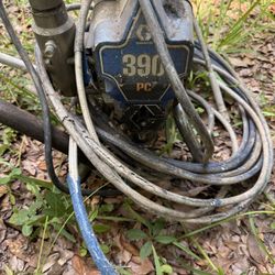  Graco 390 PC Electric Airless Paint Sprayer. 