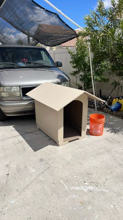 New Wood Dog House