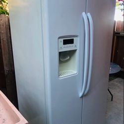 Refrigerator $450 OBO