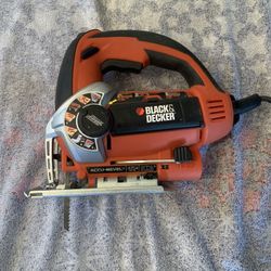 BLACK & DECKER 5-Amp Variable Speed Keyless Corded Jigsaw